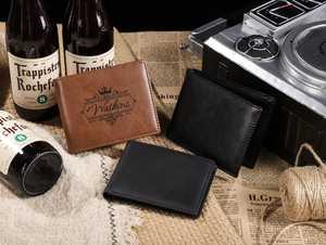 Portafoglio in Pelle Inciso, Portafoglio Personalizzato, Regalo di Anniversario per Lui, Portafoglio per Testimoni, Regalo per Fidanzato, Regali Portafoglio da Uomo - Product Image 1