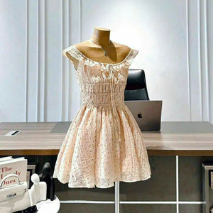 Vestido Mini con Hombros Descubiertos y Estampado de Puntos, Vestido Midi sin Mangas, Estilo Casual, Dulce y Vintage, Fabricación OEM en Vietnam - Product Image 1