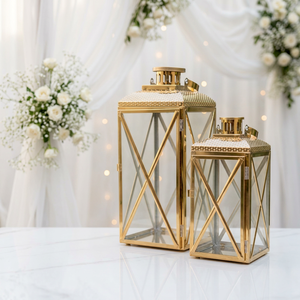 Manufacturers Gold Stainless Steel Metal <b>Candle</b> <b>Lantern</b> with Hammered Top Design for Weddings Decoration - Product Image 1