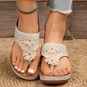 Nouvelles Sandales Compensées à Plateforme Épaisse en PU pour Femmes, Couleurs Mixtes, Modèle 2025 – Chaussures de Plage et d'Extérieur, Vente en Gros 7228 - Product Image 6