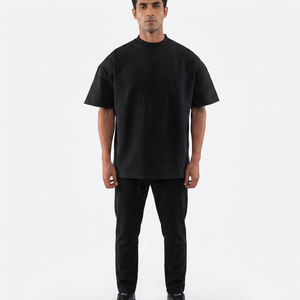 เสื้อยืดคอกลมแขนสั้นทรงหลวม น้ำหนัก 300 กรัม ระบายอากาศได้ดี ผ้าโพลีเอสเตอร์/คอตตอนอย่างดี เป็นมิตรกับสิ่งแวดล้อม สำหรับผู้ชาย - Product Image 1