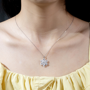 Joyería Messi personalizada MSN-921, collar de diamantes en forma de pera de oro blanco de 18k para mujer. - Product Image 4