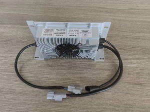 20S 72V/84V 10A/12A/15A/20A Chargeur <span class=keywords><strong>de</strong></span> batterie au Lithium Golf-trolley ebike chargeurs LCD charge numérique affichage du pourcentage <span class=keywords><strong>de</strong></span> charge - Product Image 4