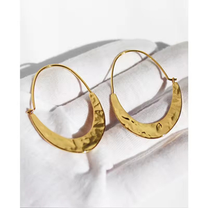 Boucles d'oreilles créoles dorées pour femmes, tendance, simples, épaisses et imposantes, bijoux d'été - Product Image 3