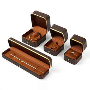 Kulit kustom logo pribadi mewah cincin berlian kemasan kotak perhiasan plastik untuk cincin pernikahan - Product Image 5