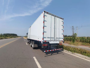 Camion utilitaire Sinotruck Howo <span class=keywords><strong>64</strong></span> à benne basculante, neuf, 2025, moteur diesel 400 ch, conduite à gauche, couple élevé, <span class=keywords><strong>transport</strong></span> de matériaux de construction - Product Image 3