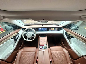 Vehículo Usado de Nueva Energía 2024 Voyah Free SUV Híbrido Enchufable Transmisión Automática Asientos de Cuero Neumáticos R20 Económico Volante a la Izquierda - Product Image 4