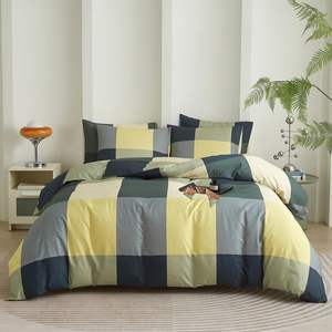 Housse de couette et taie d'oreiller en microfibre lavée imprimée à carreaux géométriques pour toutes les saisons - Product Image 1