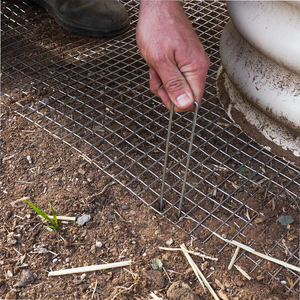 3/8 นิ้ว 12 เกจยางชุบสังกะสีเคลือบลวดตาข่ายกรงกระต่ายเชื่อมในม้วน - Product Image 6