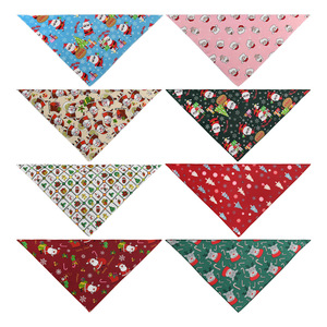 Serviette triangulaire de Noël pour animaux de compagnie, vente en gros, serviette anti-bave pour chien et chat, motif Père Noël - Product Image 1