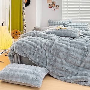 Juego de Ropa de Cama de Terciopelo Grueso para Bebés y Maternidad, Edredón de <span class=keywords><strong>Invierno</strong></span> de Tres Piezas con Terciopelo de Leche, Cálido y Personalizado - Product Image 3