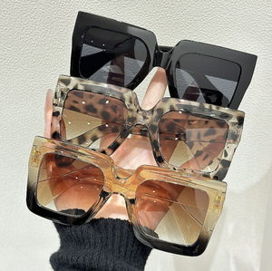 Explosions <b>Large</b>-<b>frame</b> Women's Square Computer Glasses European American Fashion Simple Colorful Full Rim <b>Frame</b> UV400 Mirror - Product Image 1