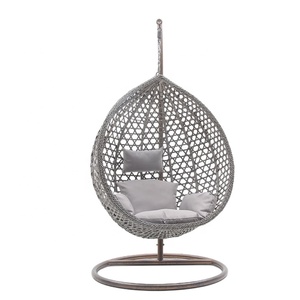 Giường treo ngoài trời bằng mây nhựa, ghế thư giãn đu quay sân vườn khách sạn 2026 - Product Image 1