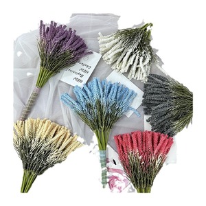 Queyiyi Fleurs Artificielles, Bouquets d'Herbe Moelleuse, 14 Pièces, Bleu et Blanc, Décorations de Plafond pour Mariage, Accessoires de Décoration Intérieure - Product Image 5