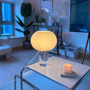 Lámpara de Mesa de Vidrio Minimalista Moderna con Base para Bombilla DC E14, Fuente de Luz LED, Diseño Simple para Decoración de Dormitorio - Product Image 3