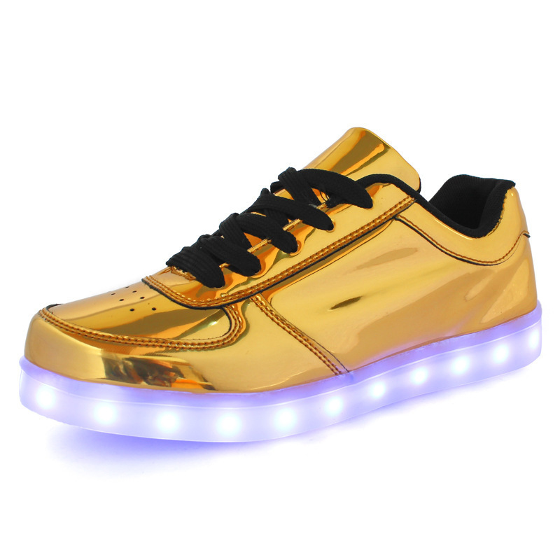 Encuentre el mejor fabricante de zapatillas con luces para adultos y  zapatillas con luces para adultos para el mercado de hablantes de spanish  en alibaba.com