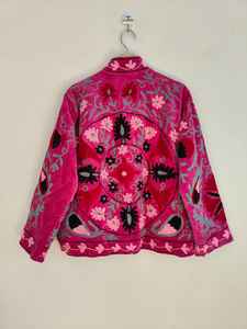 Chaqueta Bordada Suzani de Terciopelo, Chaqueta Étnica Hecha a Mano, Chaqueta Suzani Floral, Chaqueta de Terciopelo Puro, Regalo Boho Hippie para Ella - Product Image 5