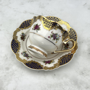 Nouvel ensemble de <span class=keywords><strong>café</strong></span> expresso 12 pièces en porcelaine fine de qualité <span class=keywords><strong>AB</strong></span>, style bohème, avec décor doré en relief, écologique et élégant pour <span class=keywords><strong>café</strong></span> - Product Image 1