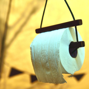 En stock : Porte-mouchoirs en bois de style japonais et coréen pour le camping en plein air, boîte à mouchoirs/rouleau suspendu sans perçage. - Product Image 4