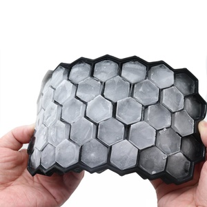 Offre Spéciale Prix Usine Sans BPA Moule à Glaçons en Silicone Nid d'Abeille 37 Cavités Mini Bac à Glaçons en Silicone avec Couvercle - Product Image 3