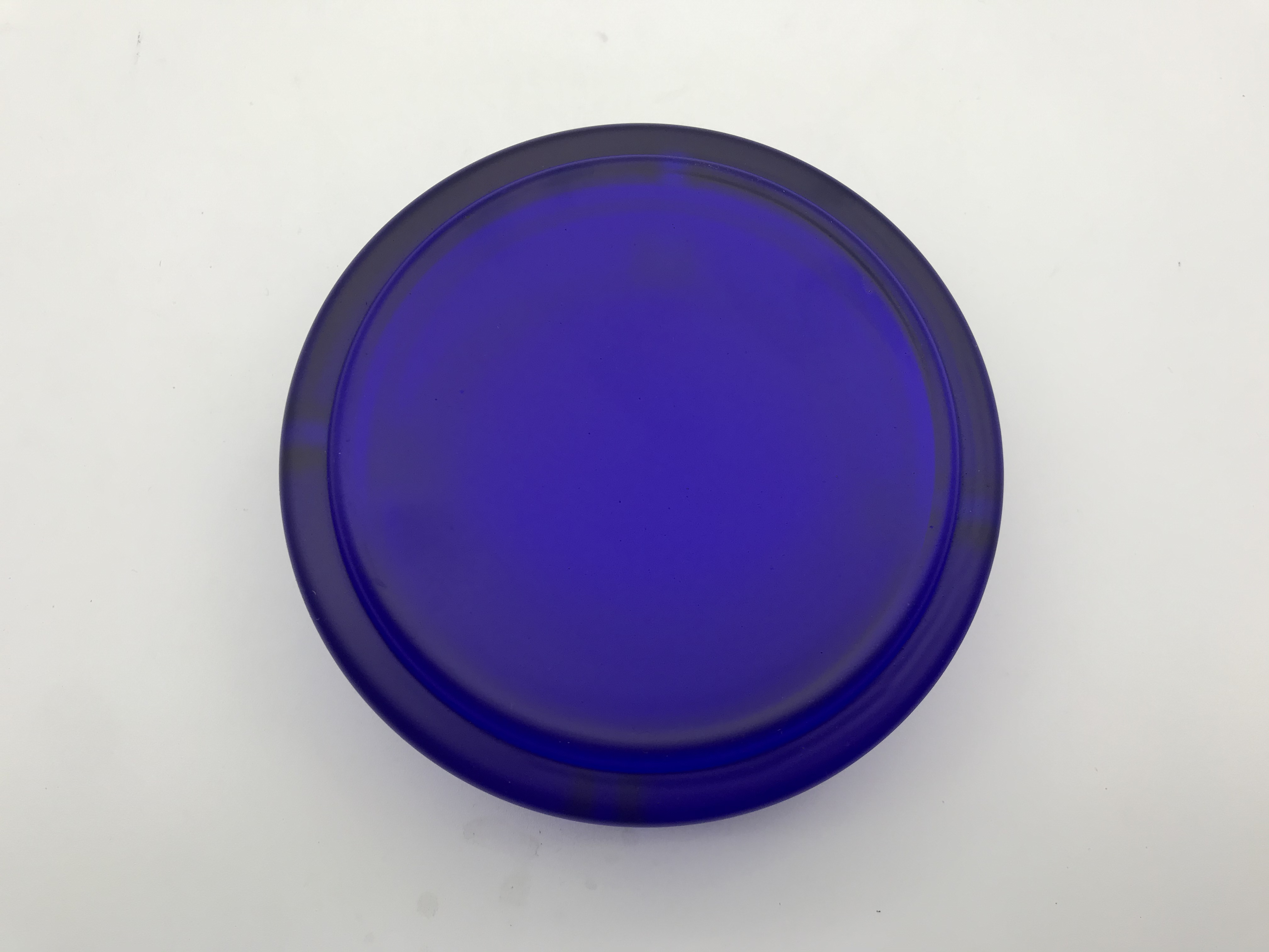 High Transparent Square Shaped Glass Ashtray With Pattern