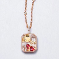 Collier pendentif quotidien en chaîne à maillons plaqué or 14 carats poli, avec médaillon flottant transparent incrusté de petites pierres précieuses colorées