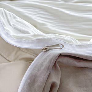 Ensemble de quatre pièces textiles neufs des fabricants Source's Frowled Yarn Bedding Three-Piece Bed Sheets - Product Image 4