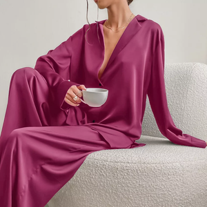 <span class=keywords><strong>Pigiama</strong></span> da donna Casual a <span class=keywords><strong>manica</strong></span> <span class=keywords><strong>lunga</strong></span> traspirante in due pezzi Set loungwear abbigliamento da notte elastico in vita personalizzabile ODM - Product Image 4