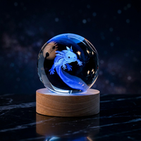 Lampe de nuit en verre gravé 3D, boule de cristal, LED, base en bois, lampe de bureau, papillon, dauphin, fleur personnalisés, décoration de salon, décoration de la maison