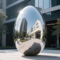 Dekorative Outdoor-Gartendekoration Riesige Spiegel-Ei-Statue Große Metallische Moderne Kunstskulptur Ei-Form Maßgefertigter Edelstahl Gold
