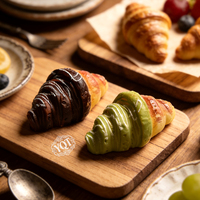 Breloque en résine en forme de croissant au chocolat matcha simulé pour accessoires de coque de téléphone DIY à la colle crème et décoration de paysage miniature