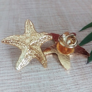 Décoration De vacances et Cadeau <span class=keywords><strong>joker</strong></span> numéro étoile épinglette - Product Image 1