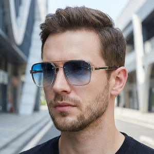 Nouvelles lunettes de soleil rétro pour hommes, monture carrée en métal, protection UV400, classe 2, verres PC, monture noire, pour la conduite en extérieur - Product Image 5