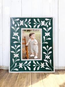 Cadre photo en résine écologique le plus vendu, design réglable, résistant aux rayures, pour décoration intérieure, impression personnalisée disponible - Product Image 4