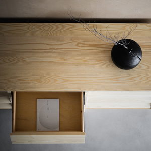 Mueble Organizador de Almacenamiento de Madera Maciza de Estilo Wabi-Sabi, Minimalista y Moderno, con Nueve Cajones, Madera de Fresno Blanco Norteamericano, para Sala de Estar - Product Image 3