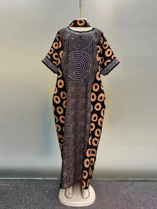 Abito Lungo a Pois Oversize Vestibilità Ampia Stile <span class=keywords><strong>Etnico</strong></span> Retrò a Maniche Corte con Stampa Africana - Product Image 3