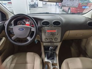 Super Barato, Ford Focus 2012, 1.8L, Manual, Hatchback, Autos Usados, Autos de Segunda Mano, Exportación - Product Image 5