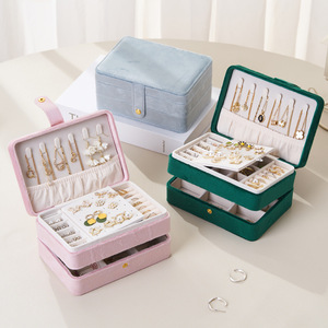 Grande boîte de rangement à bijoux multifonctionnelle à deux niveaux en cuir avec tiroirs pour organiser les boucles d'oreilles et les bijoux - Product Image 1