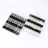 Conception unique Mini Lip Gloss Container 3ml Tube de brillant à lèvres Tubes de mascara transparents avec couvercle noir