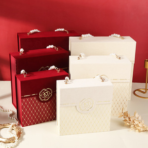 Boîte cadeau vide de style petit format à main en or camélia avec estampage perlé, boîte de <span class=keywords><strong>mariage</strong></span>, boîte d'emballage - Product Image 1