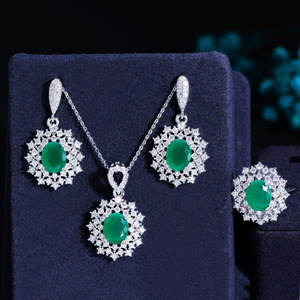 Set di Gioielli alla Moda Europeo-Americano, Collana, Orecchini e Anello Placcati Argento con Zirconi, Catena Verde <span class=keywords><strong>Hurrem</strong></span> Sultan - Product Image 5