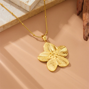 Gold Plated Flower Pendant Snake Chain Stainless Steel Necklace Gift Jewelry - Product Image 2