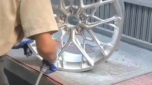 ดุมล้ออลูมิเนียมอัลลอยด์ปรับแต่งได้หลา<span class=keywords><strong>ก</strong></span>หลายขนาดสีดำมันวาวพร้อมขอบ<span class=keywords><strong>ก</strong></span>ลึง - Product Image 6