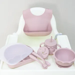 공장 맞춤형 BPA 무료 아기 이유 세트 실리콘 턱받이 그릇 무지개 만화 흡입 실리콘 저녁 식사 아기 접시 세트