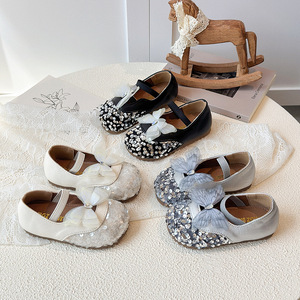 Scarpe da bambina con cinturino alla caviglia, stile coreano, novità Primavera Autunno 2026, con paillettes a farfalla, design da principessa, suola morbida in TPR - Product Image 1