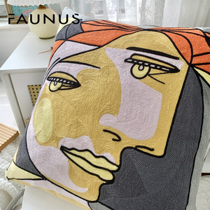 Funda de Cojín para Sofá de Algodón Bordada a Mano con Diseño de Personajes de Fantasía, Estilo Picasso Clásico, Popular en India - Product Image 6