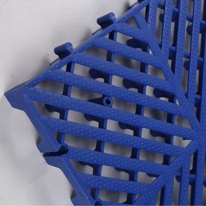 Dalles de revêtement de sol de <span class=keywords><strong>garage</strong></span> antidérapantes à clipser, lisses et colorées, résistantes aux produits chimiques, pour ateliers d'installation de pneus - Product Image 4