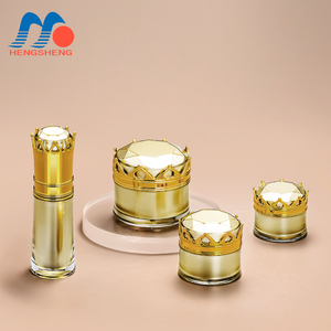 <span class=keywords><strong>ชุด</strong></span>ขวดเครื่องสำอางขนาด50กรัม60มล. 100มล. พร้อมฝาปิด<span class=keywords><strong>ชุด</strong></span>บรรจุภัณฑ์เครื่องสำอางสีเงินทองแบบกำหนดเองขวดพลาสติกขวดครีมโลชั่น - Product Image 1