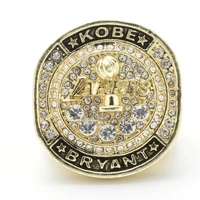 Bague commémorative personnalisée de la retraite de Kobe Bryant des Lakers 2016