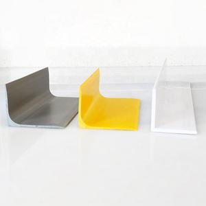 Paneles de pared de revestimiento de vinilo vertical de baja fricción/paneles de moldura de <span class=keywords><strong>PVC</strong></span> Perfil de PE rígido de <span class=keywords><strong>PVC</strong></span> - Product Image 3
